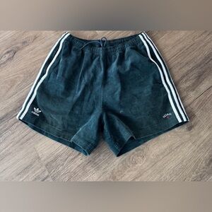 Men’s Noah NYC x Adidas shorts
